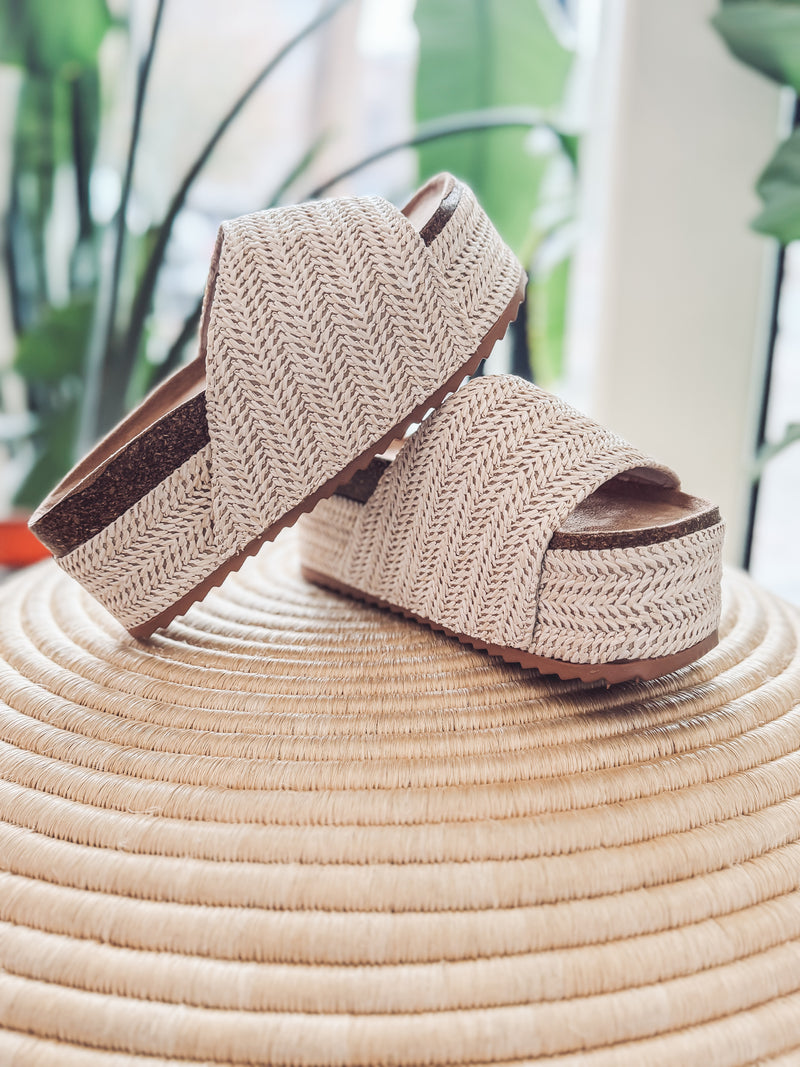 Raffia platfrom sandal